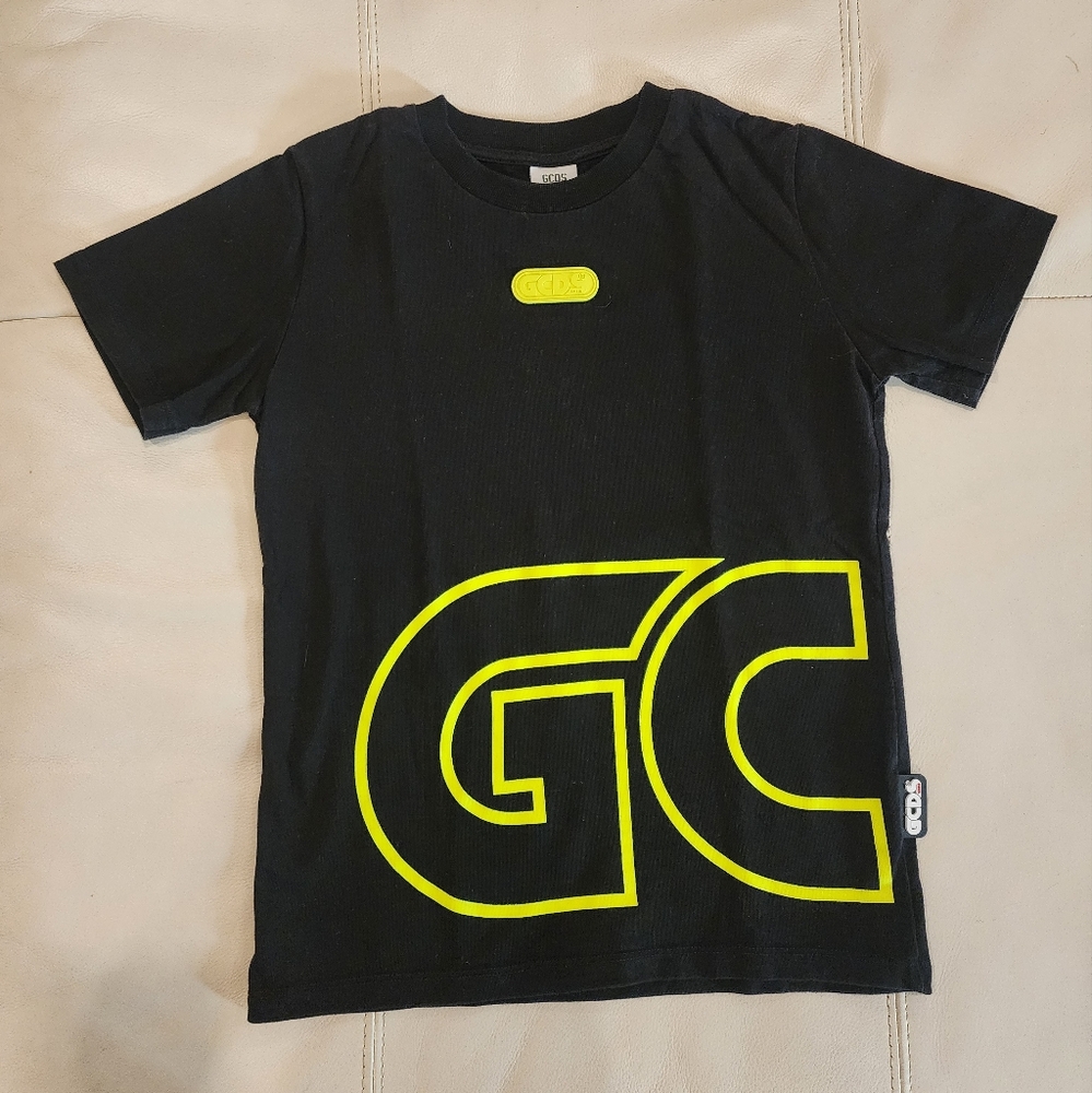GCDS BOYS T-SHIRT, SIZE 10Y, COLOR BLACK AND FLUORESCENT YELLOW